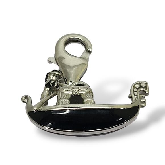 New 925 Sliver with Black Enamel Gondola Charm Highly Detailed from every angle - Picture 5 of 7